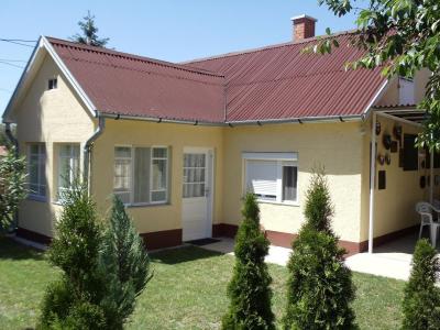 c9d1-hajduszoboszlo---margo-vendeghazak-kulso.jpg
