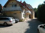 f565-udvarparkolo.jpg